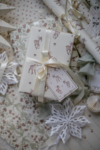 Wrapping_gift_tags_Mrs_Mighetto